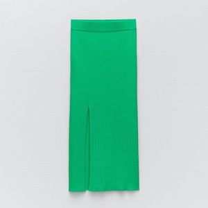 Zara CONTRASTING KNIT SKIRT, size M